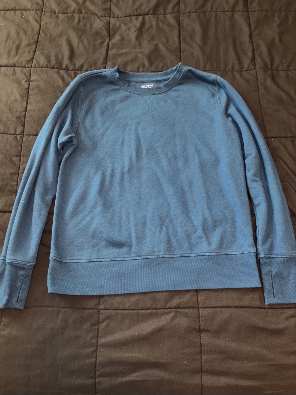 Women’s Tek Gear Ultrasoft Fleece M  Blue Crewneck Sweater- thumb holes